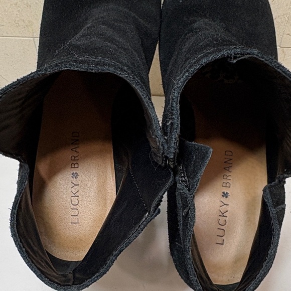 Lucky Brand Black Yamina Suede Ankle Booties, 9 - Picture 12 of 13